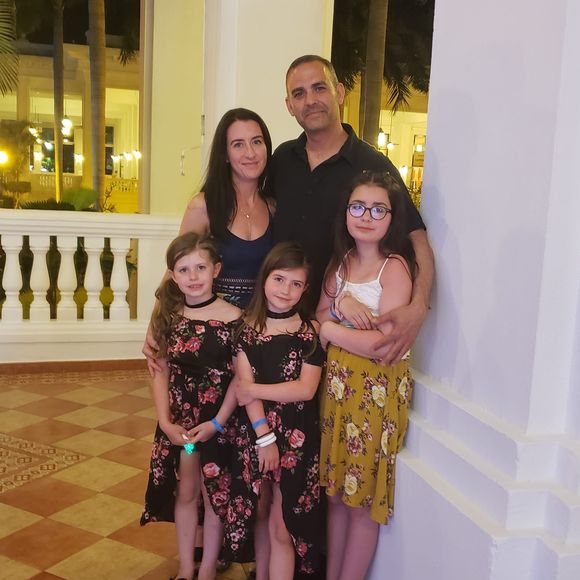 Meet your Posher, Andrea - Picture 1 of 1